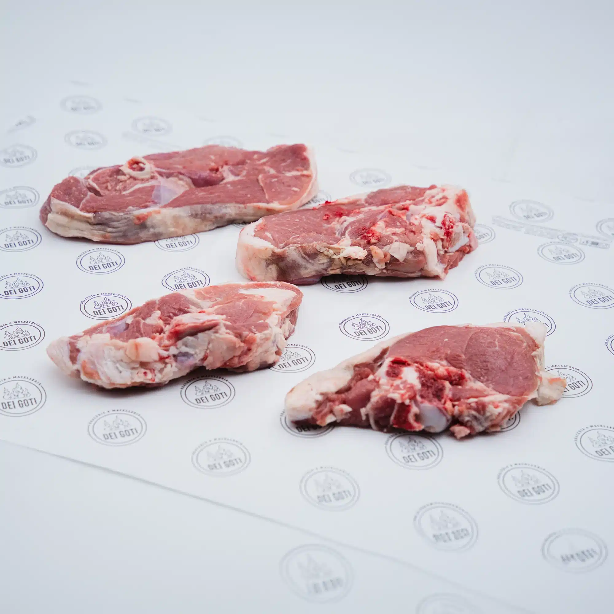 Coscia di agnello tagliata a fette, quattro porzioni | Braceriadeigoti